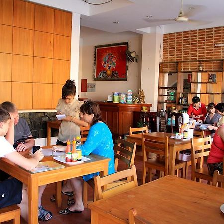 Hanhcafe Hotel Nha Trang Bagian luar foto